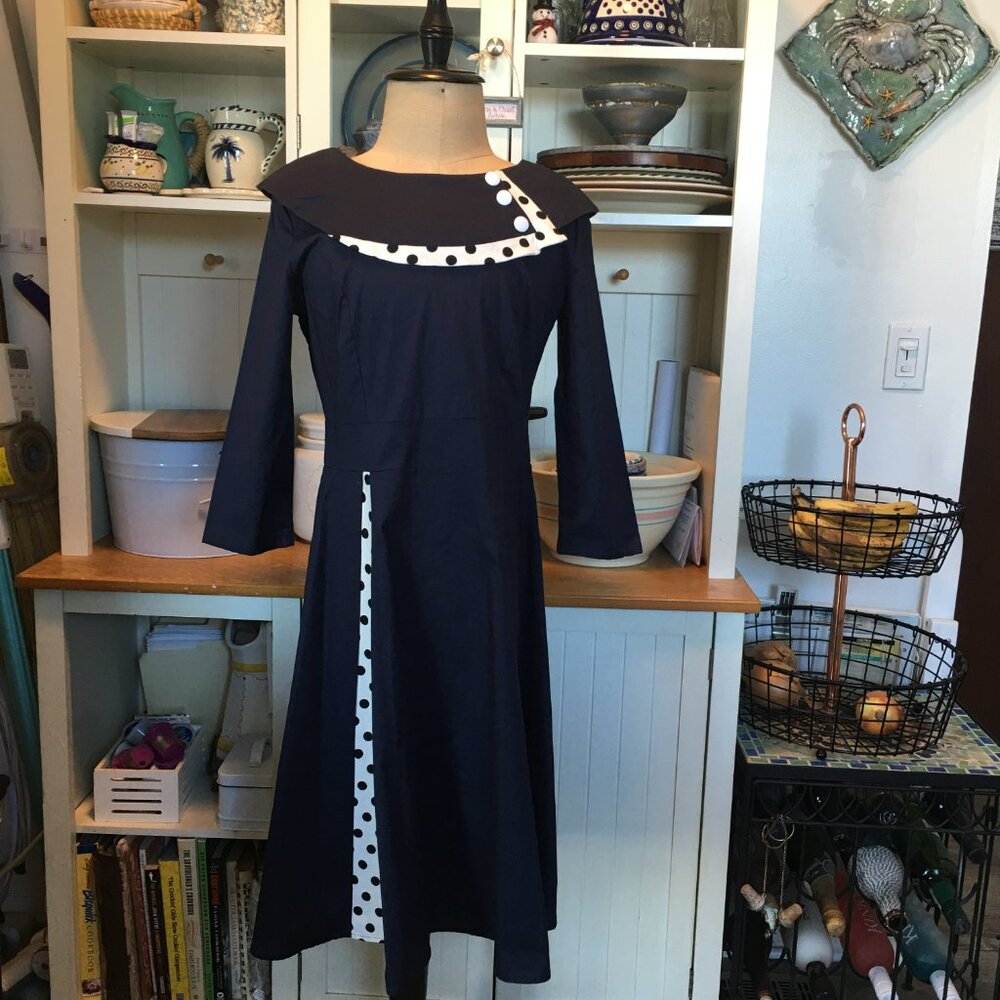 Women's Retro Style Dress Sz Med with Polka Dot Accents 3/4 Sleeve Round Neck